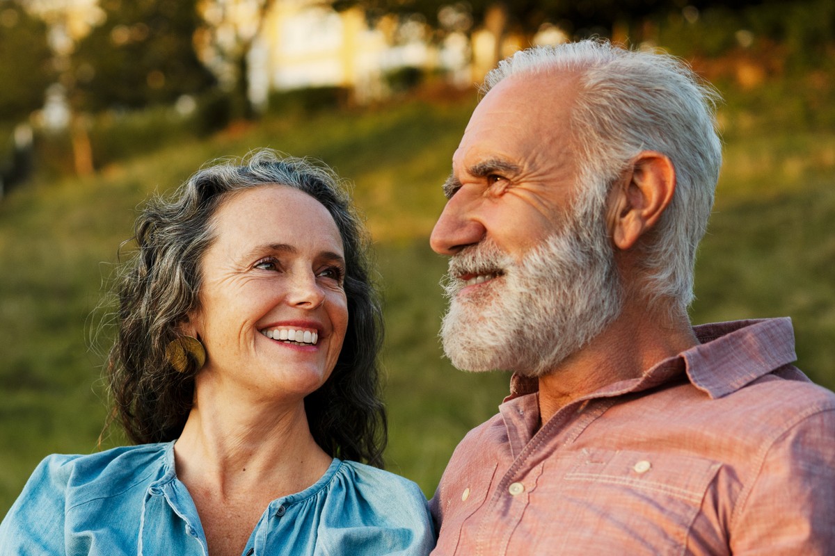 Retired couple relaxing outdoors